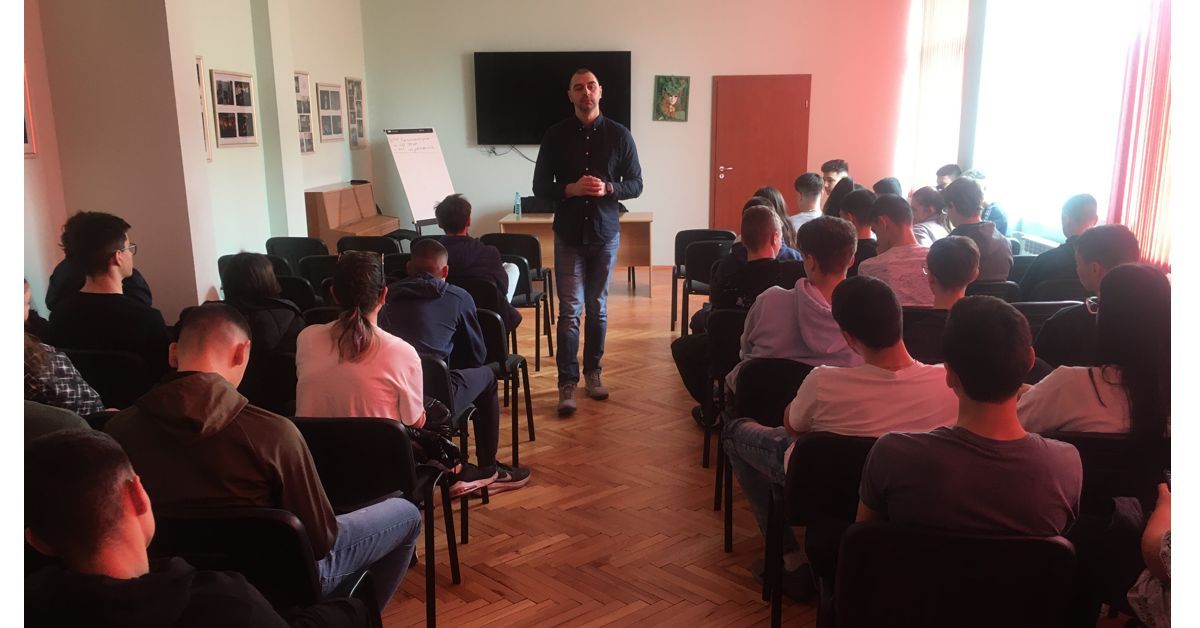 LECTURE ON ON-LINE SHOPS, TRADE AND PROFESSIONS ORGANIZED BY RIA-GABROVO